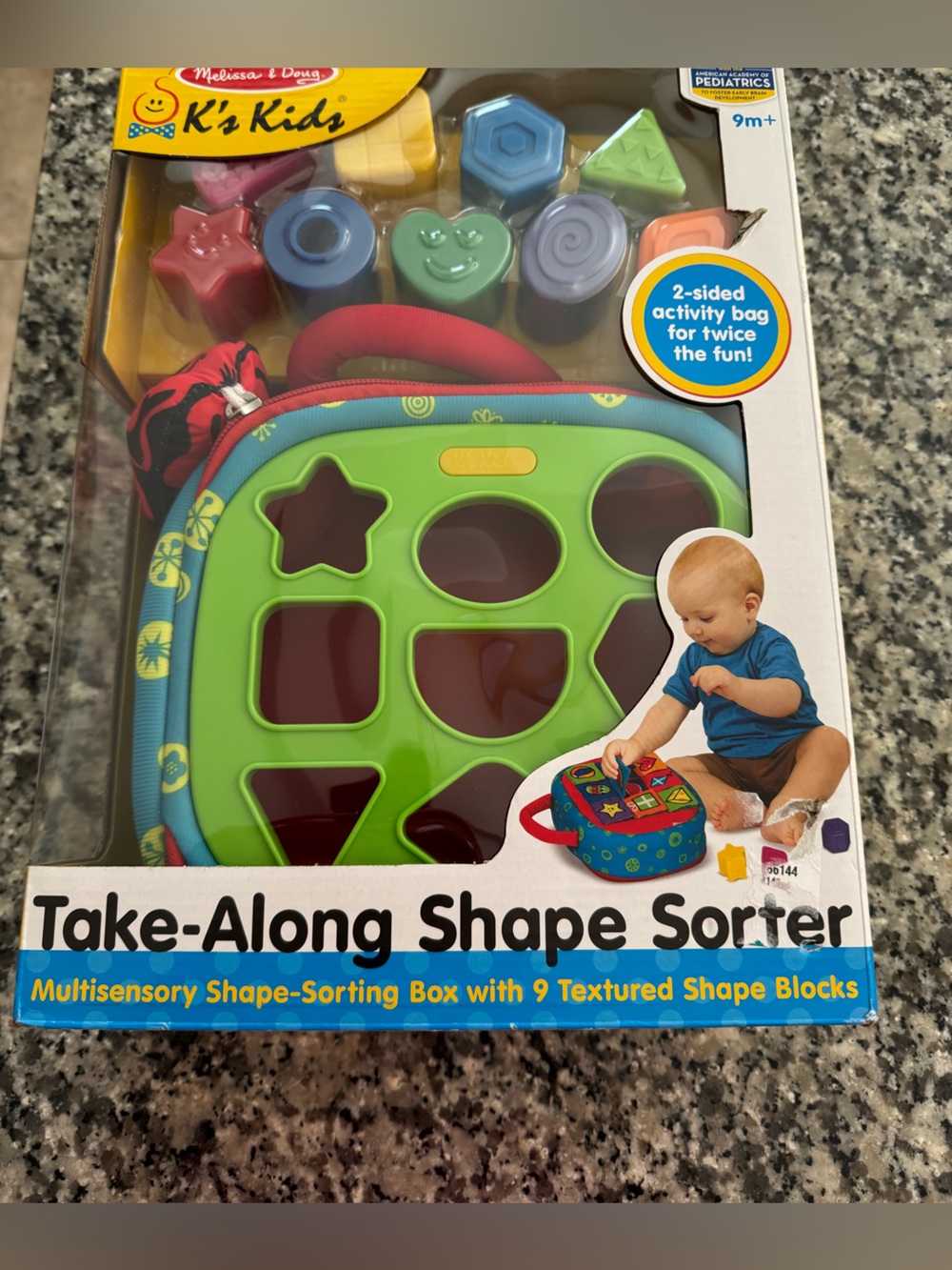 Melissa & Doug NWT NEW Baby Shape Sorter Activity Bag - Green & Red